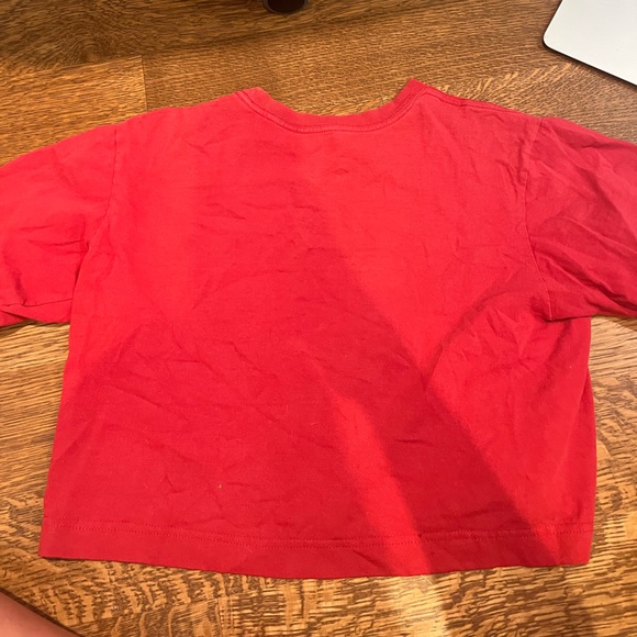 Cropped Nike red vintage crop top perfect for a workout set - Picture 5 of 6